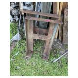 2 metal pieces