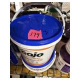 GoJO buckets 3 of fast towels