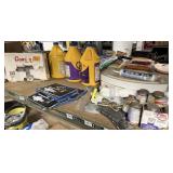 Signs floor cleaner Msc contents of shelf