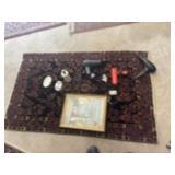 Items on rug Msc lot