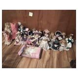 Lot of Vintage Dolls