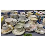 Teacups and saucers. Japan, g DA, crown Teacups and saucers. Japan, g DA, crown