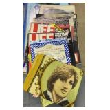 Vintage Magazines, Bicentennial Souvenir Stamp Vintage Magazines, Bicentennial Souvenir Stamp