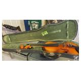 4/4 Masakichi Suzuki Violin Number 9044 With 4/4 Masakichi Suzuki Violin Number 9044 With