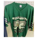 Philadelphia Eagles T-shirt With 4 Autographs