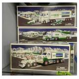 Hess Trucks 2008 Semi And Bulldozer, 2003 18 Hess Trucks 2008 Semi And Bulldozer, 2003 18