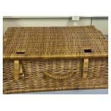 Wicker Picnic Basket Wicker Picnic Basket