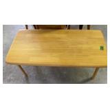 Maple Coffee Table 40x21x16" Maple Coffee Table 40x21x16"