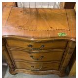 Universal Furniture Serpentine Front Pine Three Universal Furniture Serpentine Front Pine Three