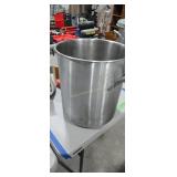 Alan Bolts stainless pot
