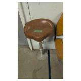 Boat seat for bass boat