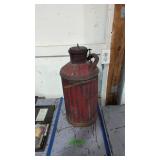 Vintage metal storage/fuel can Davis welding and