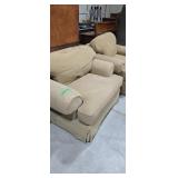Pair of oversized living room chair