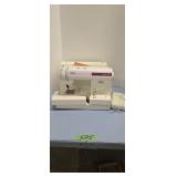 Pfaff select 1530 sewing machine