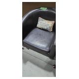 Vintage club chair