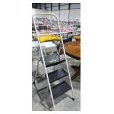 Step ladder