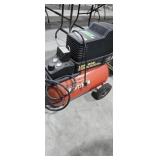 Craftsman 1.5 horsepower 12 gallon roll around