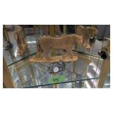 Cat clock and Gold Lion