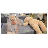 Pair of large stuffed animals