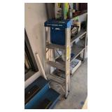 Werner 4 ft step ladder aluminum
