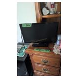 insignia 18 inch flat screen TV