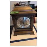 Hamilton mantle clock 15 in tall