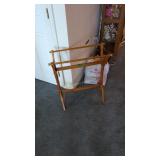 oak quilt rack 24 in