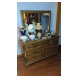 Items On Dresser Vintage Lamps Jewelry Boxes