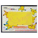 NIP Nintendo 3DS XL Pikachu Yellow Edition