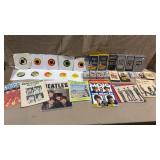 32pc Vtg Beatles 45rpm Records & Ephemera