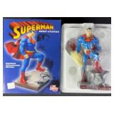 2006 DC Direct Superman Mini-Statue