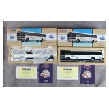 Corgi 98602  General Motors 4505 Greyhound Buses