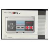 NIP Nintendo 3DS XL Retro NES Special Edition