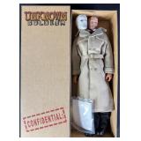 2004 DC Unknown Soldier Confidential 12" Figure