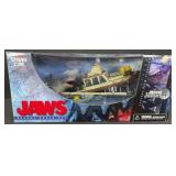 NIP 2001 McFarlane Jaws Deluxe Boxed Set