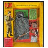 NIP 2003 G.I. Joe Action Marine Communications