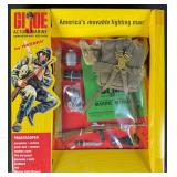 NIP 2003 G.I. Joe Action Marine Paratrooper