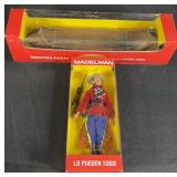 NIP Altaya Madelman Canadian Mountie & Canoe