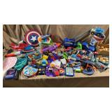 Vtg Lrg Lot Toys & Activities