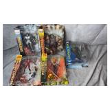 5pc NIP Diamond Select Marvel Action Figures