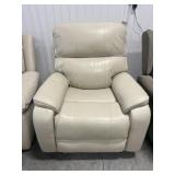 Power Reclining Leather Chair w/ USB Port