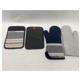 4-Pc KitchenAid Oven Mitt & Pot Holder Set
