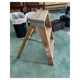 Werner W130-4 2-Foot Wooden Step Ladder