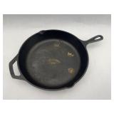 Lodge Cast Iron 10 in Skillet