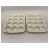 Speckled Silicone Muffin Pans with Metal Frame