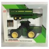 John Deere battery operated Tractor W/wagon
