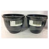 2 plastic Southern Patio planters