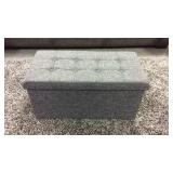 Foldable storage trunk/ ottoman