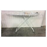 Polder  adjustable height ironing station