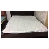 Queen size memory foam mattress topper